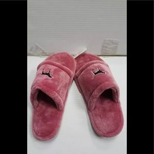 Victoria’s secret pink cozy slippers begonia